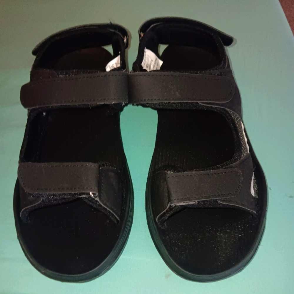 Men's size 10, black summer sandals